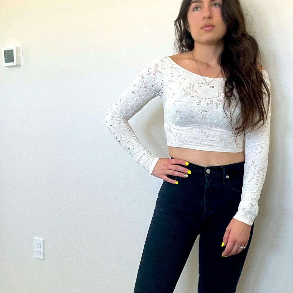 Forever 21 Lace Style Laser Cut Crop Top (M)